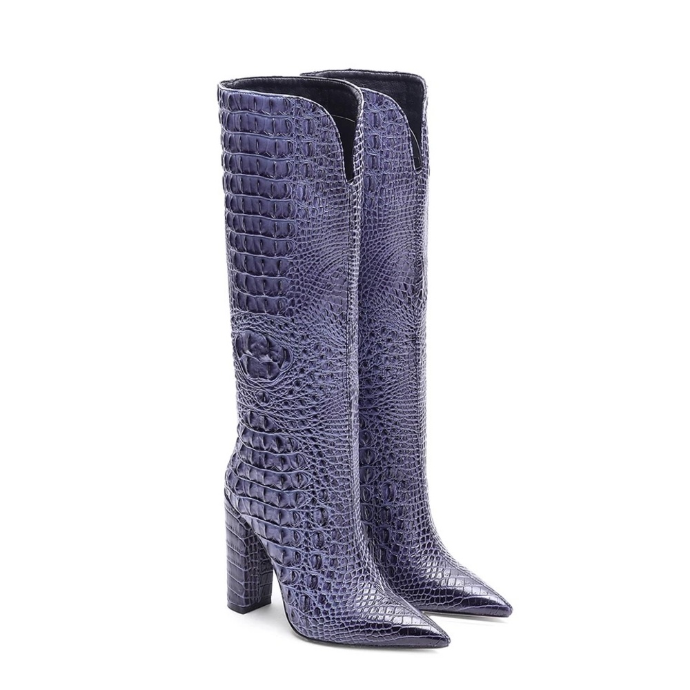 Pointy toe, chunky heel, crocodile boot